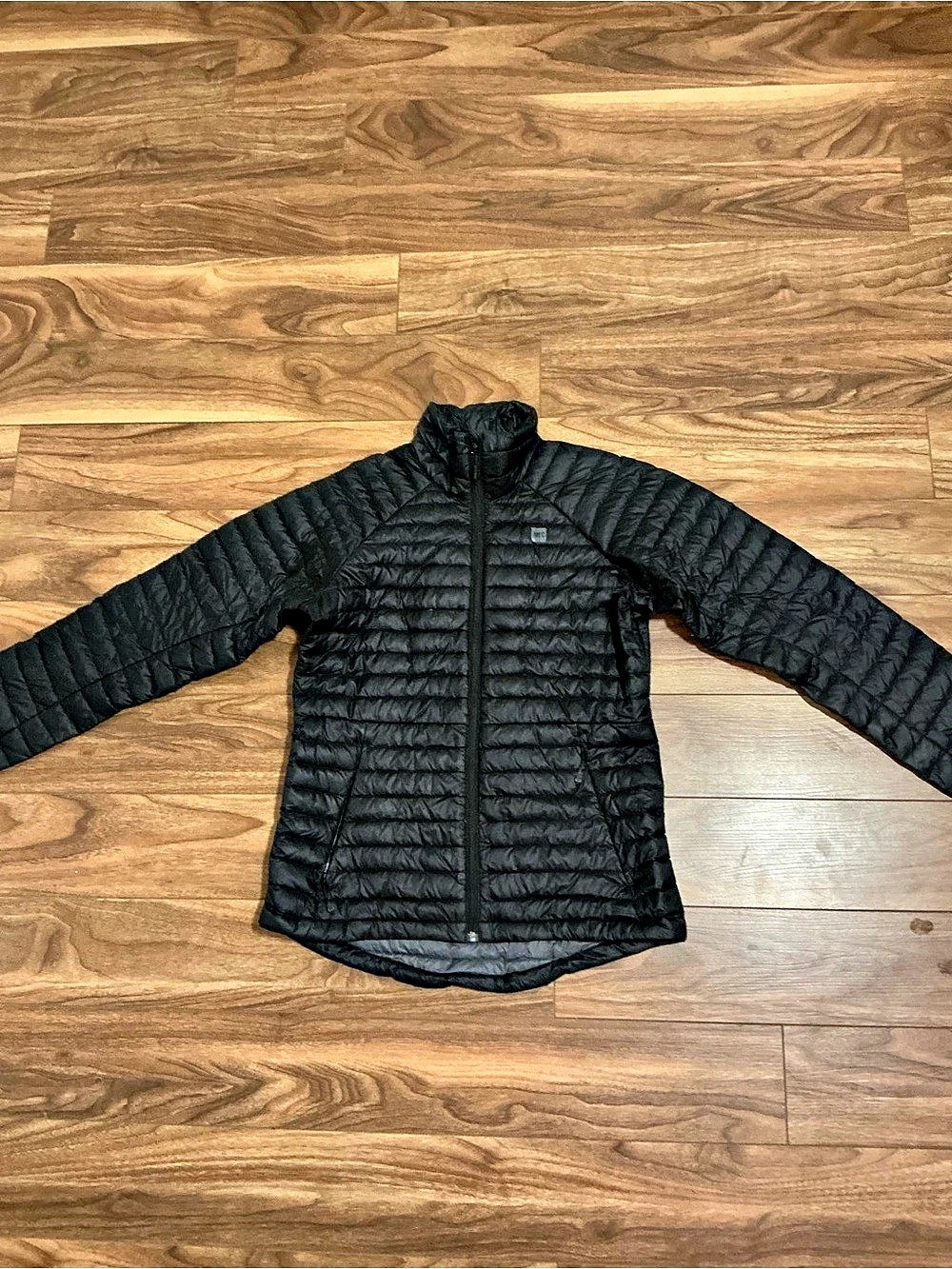 MEC Women’s Black Puffer Jacket
